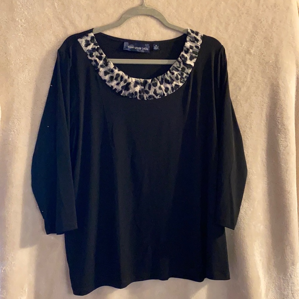 COPY - COPY - Women’s Susan Graver Top. Price is firm